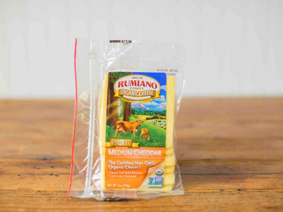 Rumiano: Cheese Organic Sliced Medium Cheddar Cheese, 6 Oz