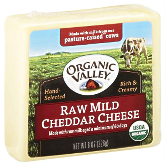 Organic Valley: Organic Raw Mild Cheddar Cheese, 8 oz